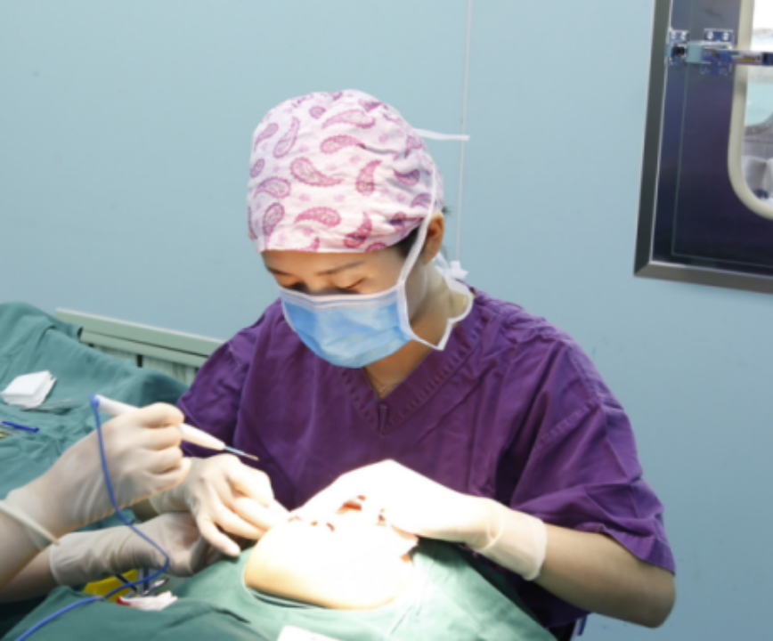 当“流水线双眼皮”泛滥，我们需要怎样的美眼技术？