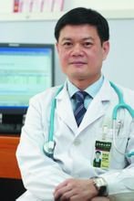 肖新华