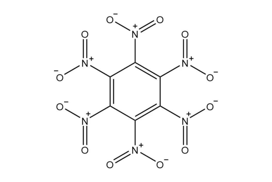 六硝基苯