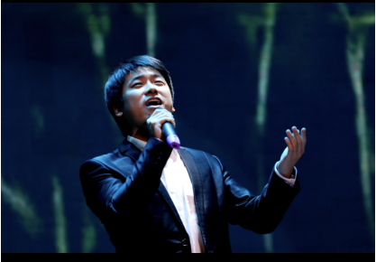 王卓(国家三级歌唱演员)