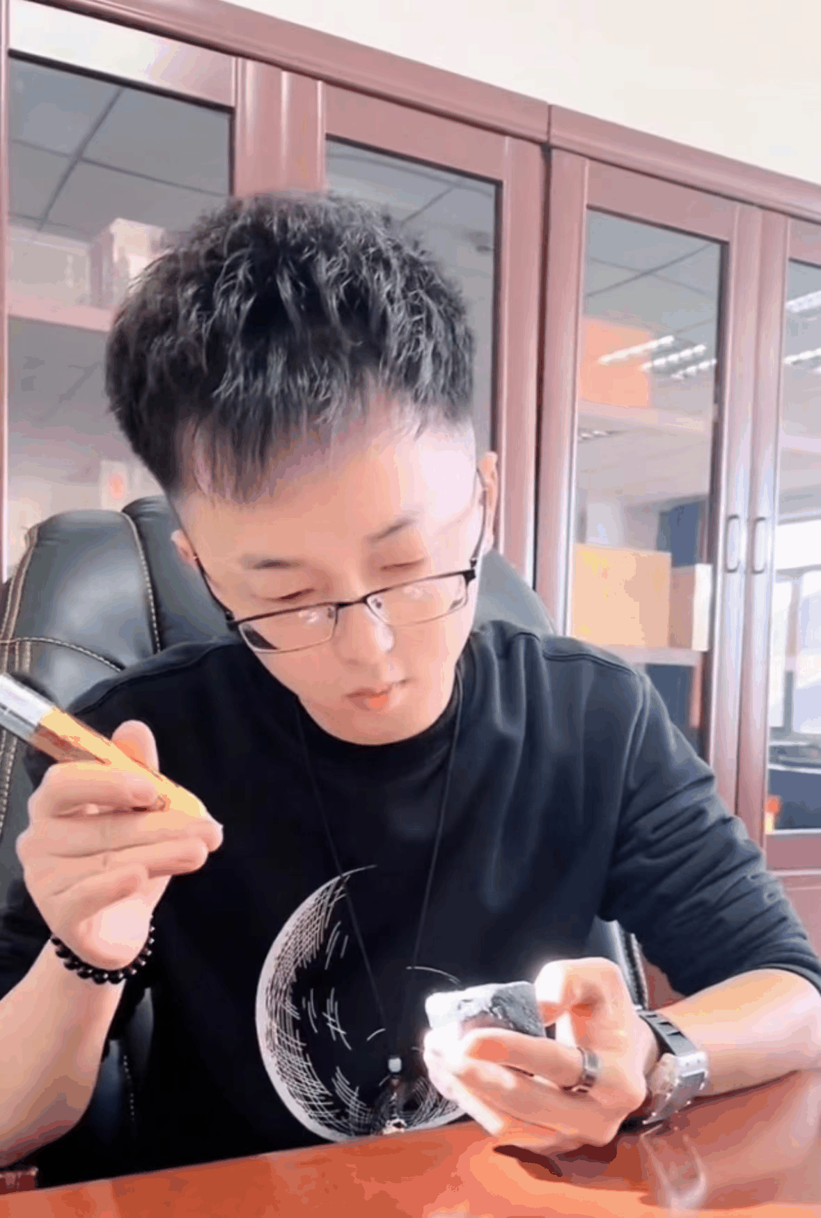 李扬顺(高级翡翠鉴定师)