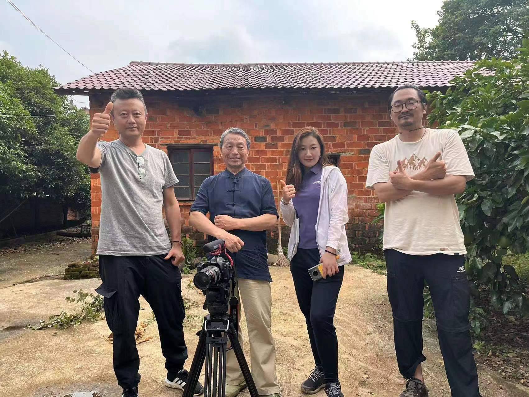 了不起的中医(花云)