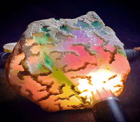 宋小杰(高级翡翠原石鉴定师)