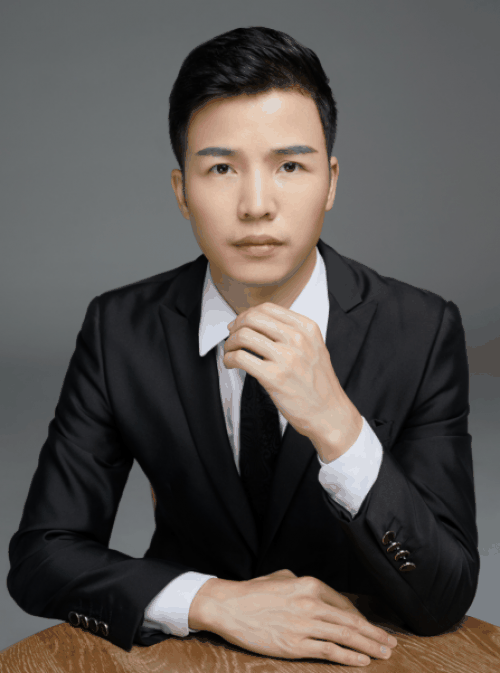 李万福（整形医师）