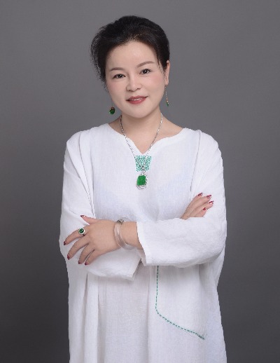 佳姐(珠宝鉴定师)