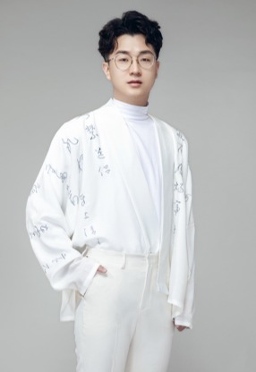 郭有威(化学教师)