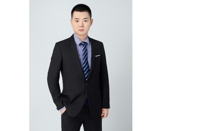 刘兴(高考物理集训营教练)