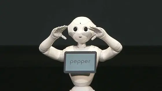 Pepper人形机器人