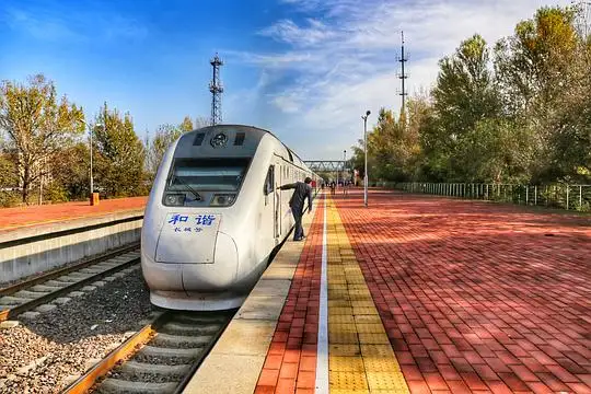 北京市郊铁路