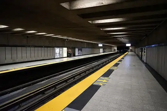 蒙特利尔地铁黄线