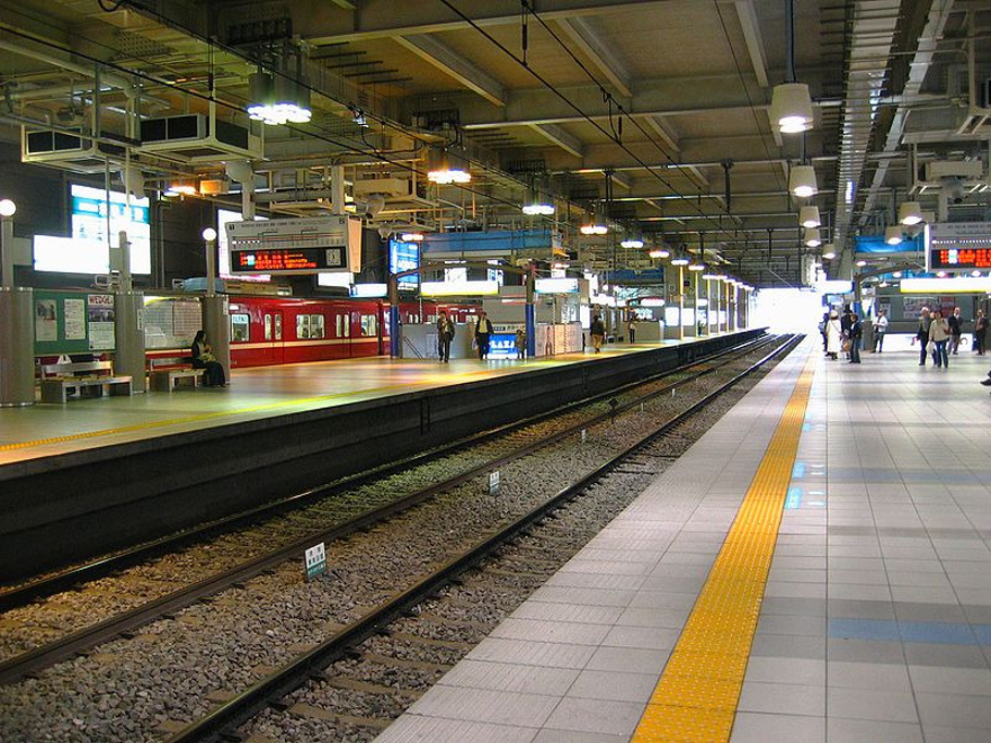 上大冈站