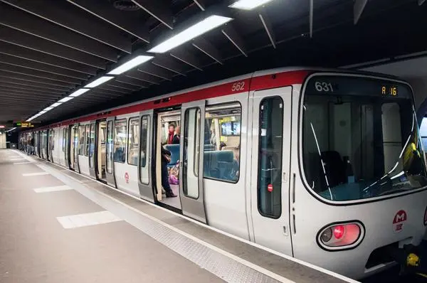 巴黎地铁 11 号线