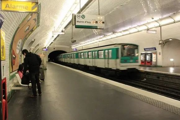 巴黎地铁