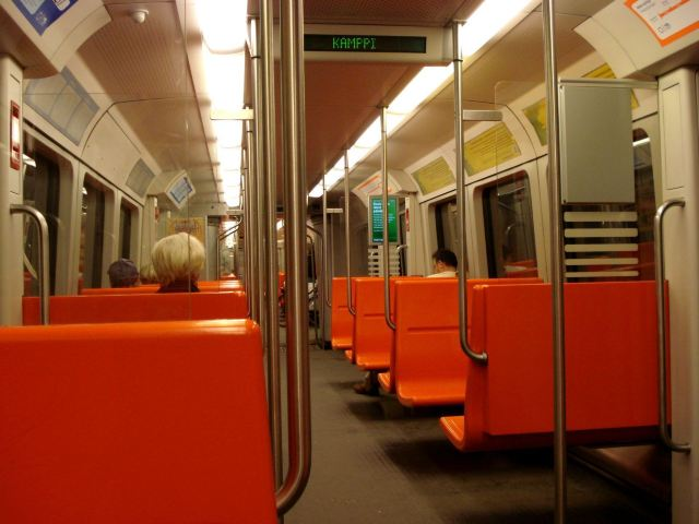 圣彼得堡地铁4号线