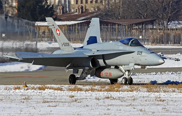 F/A-18战斗攻击机